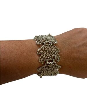 Sarah Coventry Frosted Leaves Silver Tone Bracelet